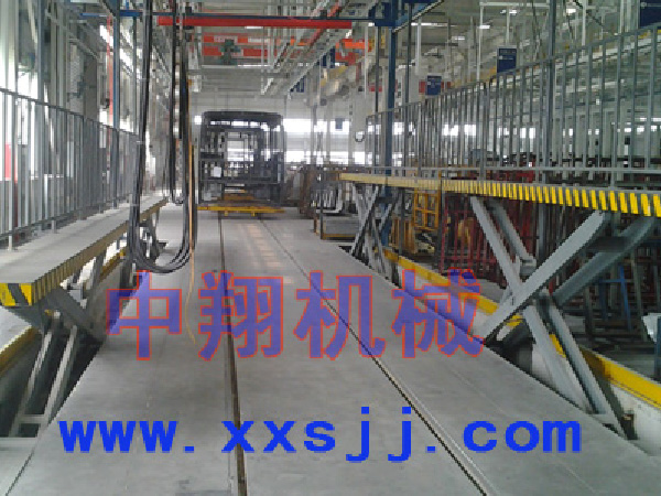 批量生產(chǎn)20臺(tái)升降臺(tái)裝備宇通客車(chē)